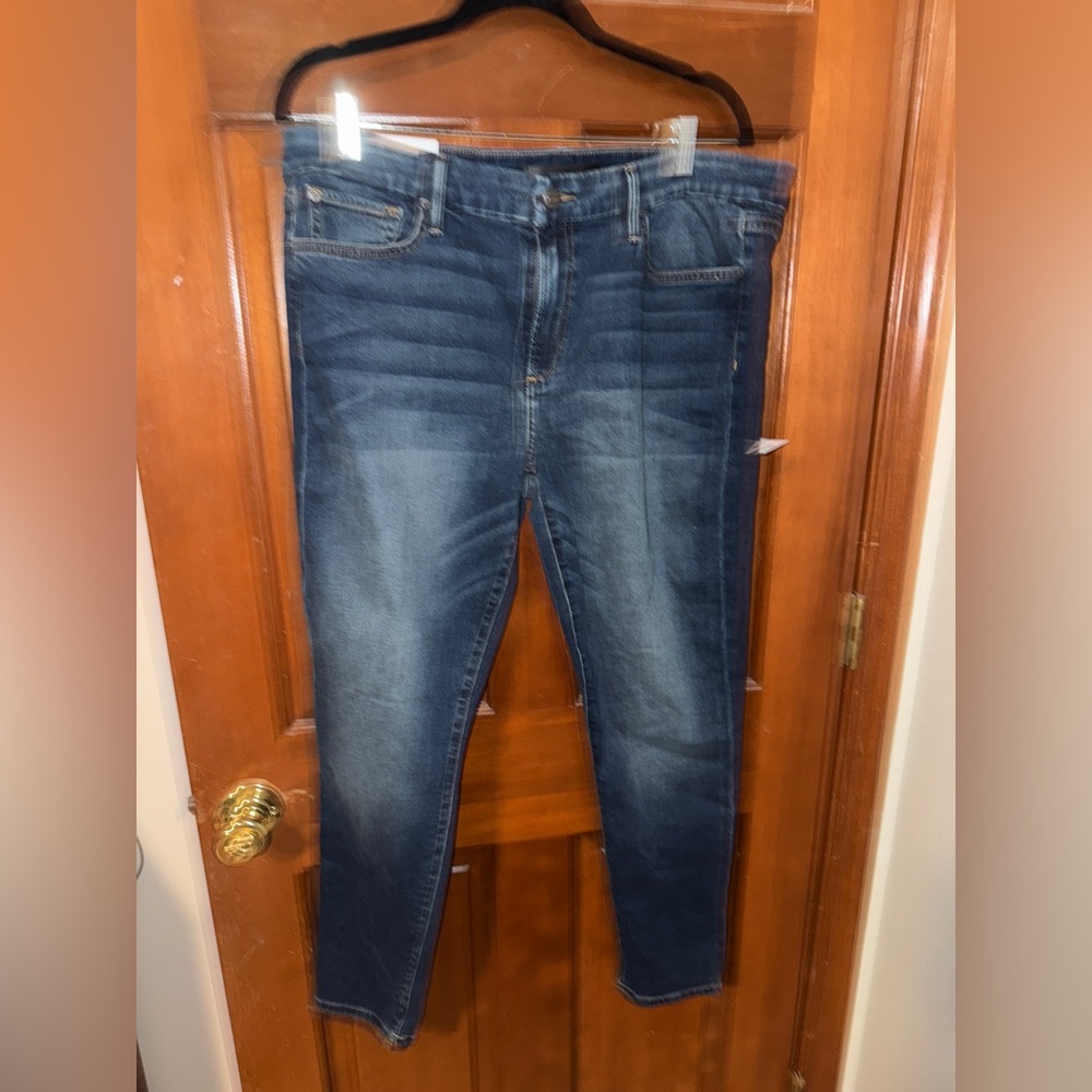 The Icon Mid Rise Skinny Ankle